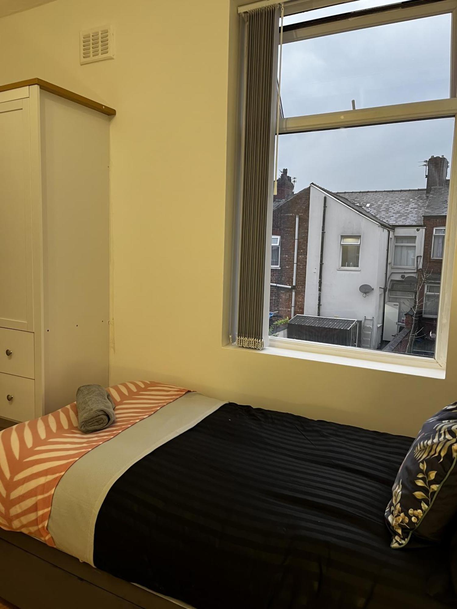 Villa Angel House à Manchester Extérieur photo